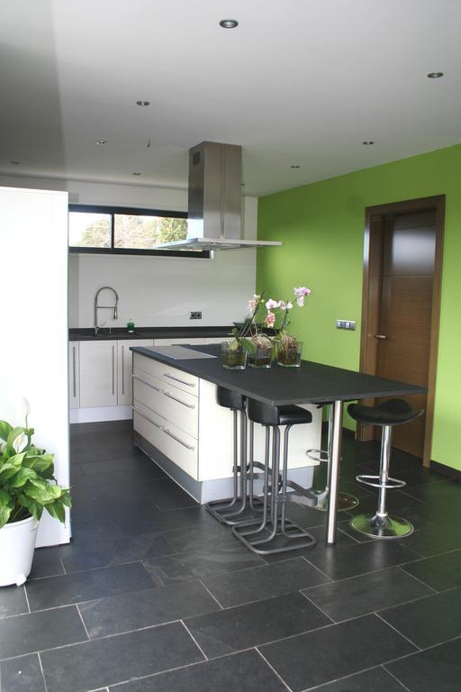 巴尔罗马内斯Casa Ceca De La Playa Y Barcelona, Con Piscina Climatizada Y Jacuzzi别墅 客房 照片